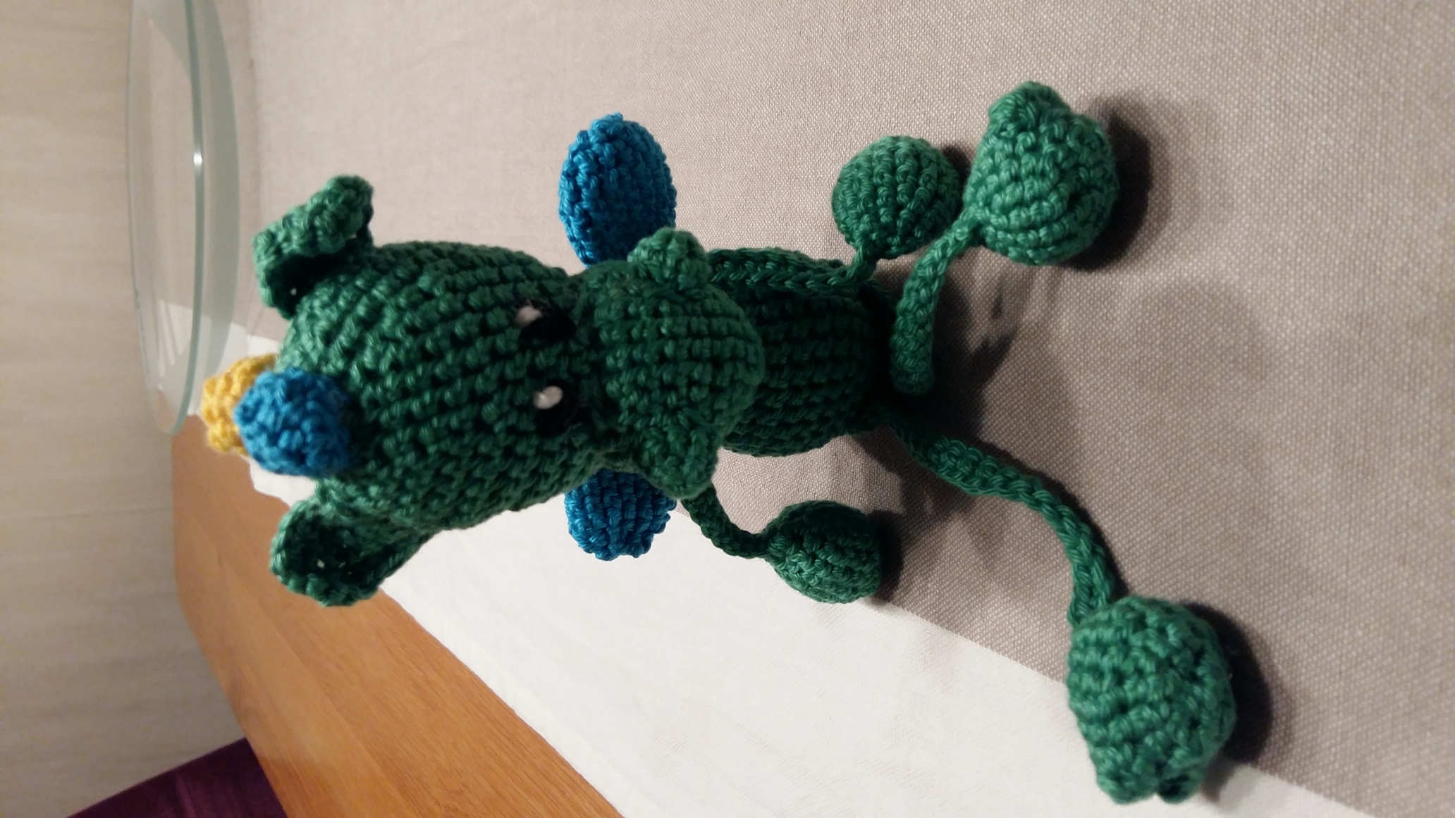 Little dragon 1 front sitting