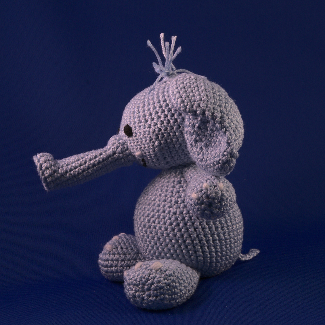 Little elephant left