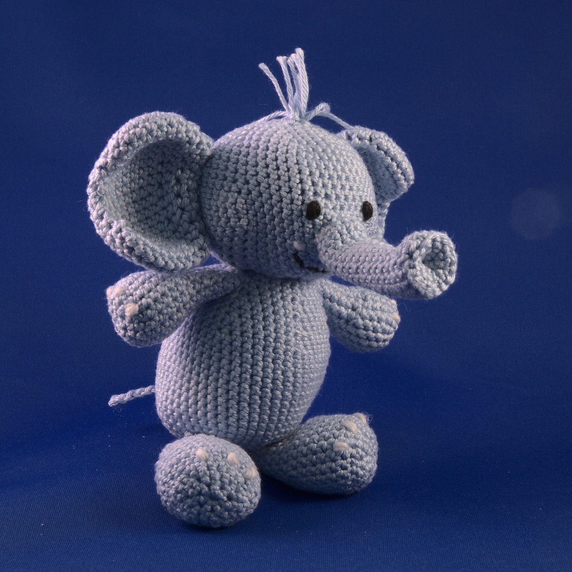 Little elephant front right