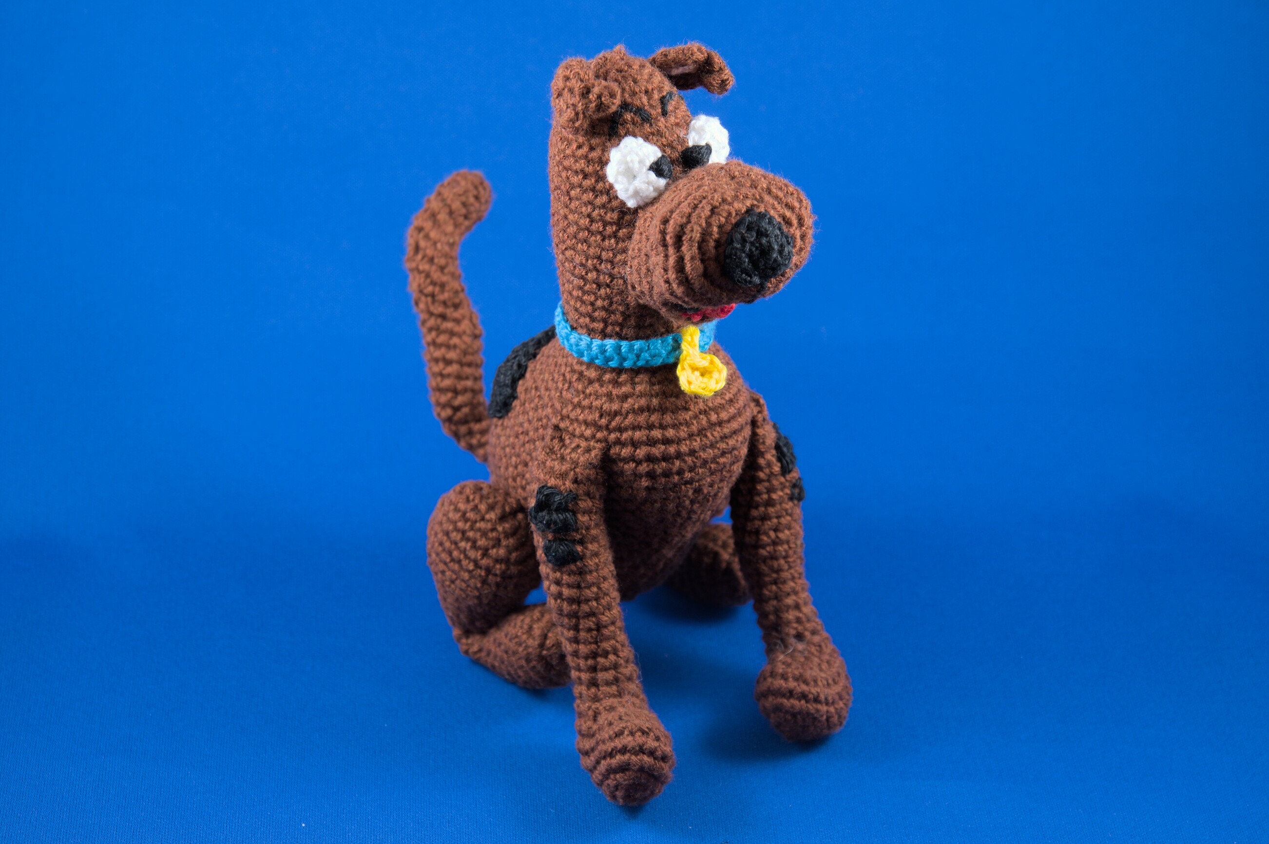 Scooby Doo front right